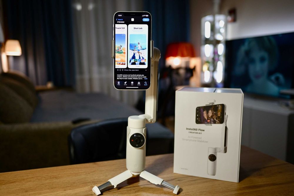 Стабілізатор Insta360 Flow Creator Kit