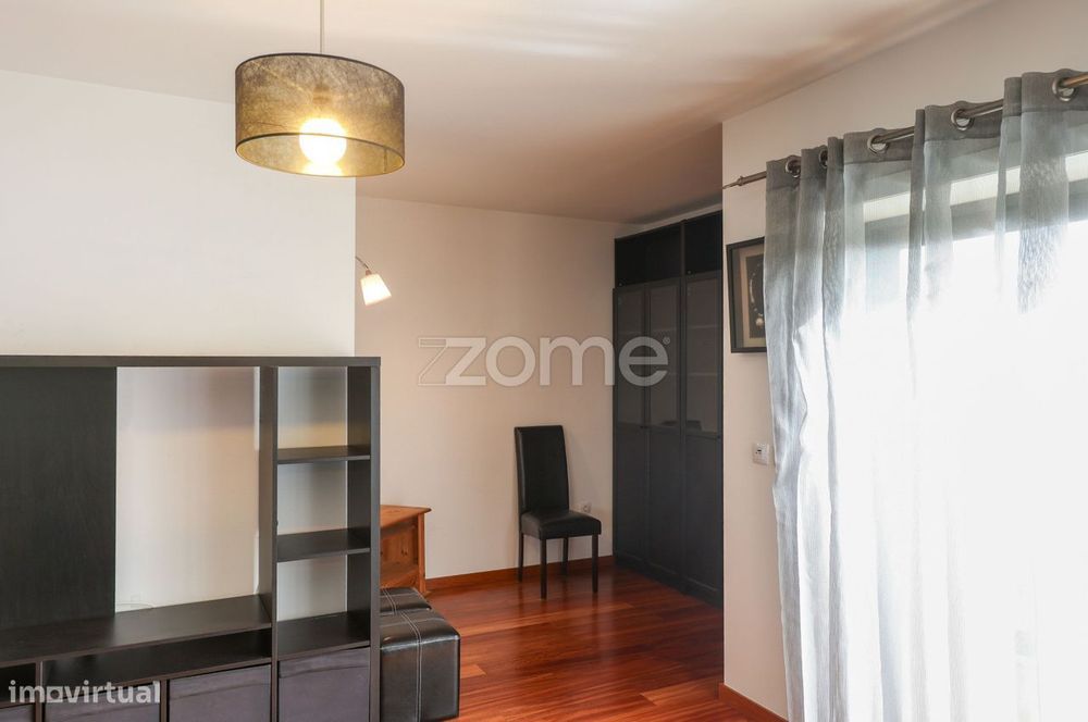 Apartamento T2+1 Duplex em Cond. Fechado com Piscina Cepães, Espose...