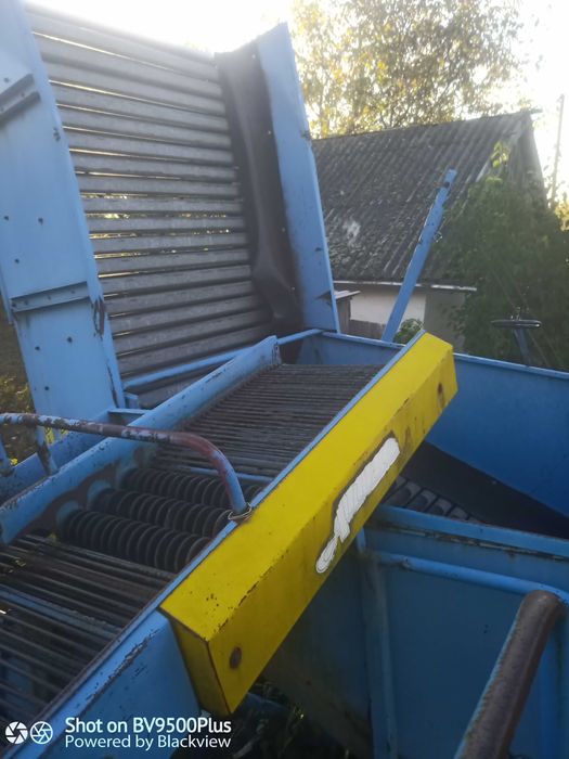 Картопле збиральний комбайн Анна в відмінному стані