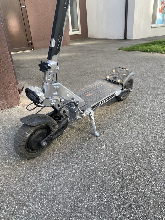 Електросамокат Giant blade gt max 3200w
