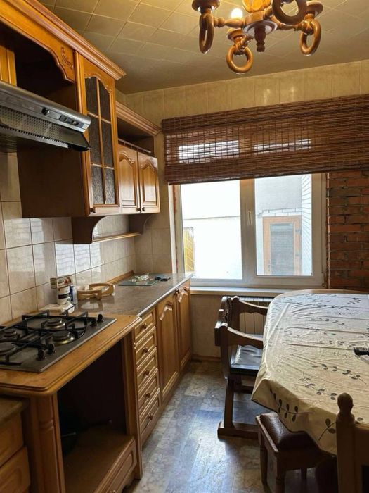 Продам будинок на березі річки