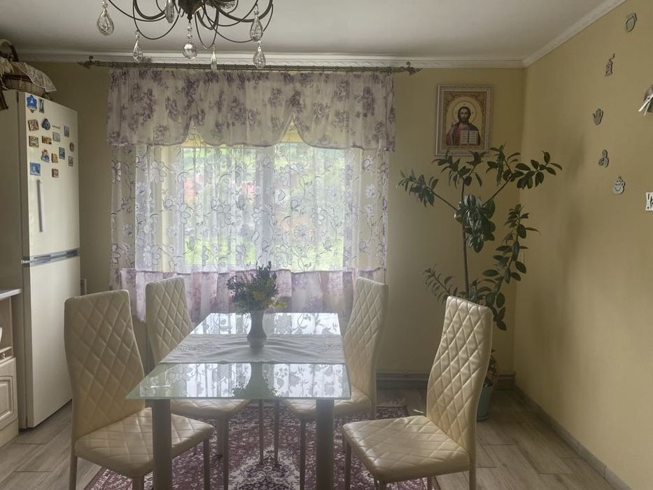 Відпочинок / Ясіня/Здається садиба у Музики в мальовничому куточку смт