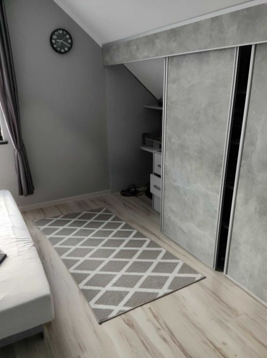 Szafa pod skos przesuwna