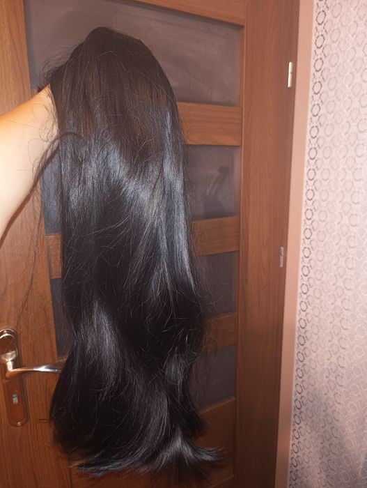 Peruka czarna 66 cm