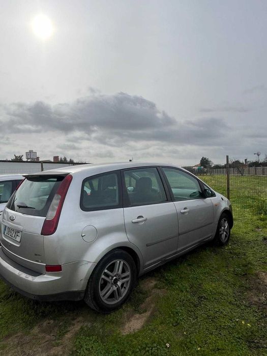 Vendo Ford Focus C-Max para peças, com motor avariado