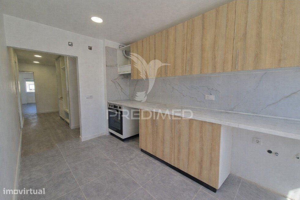 Apartamento T3 na Moita — Baixa Da Banheira E Vale Da Amoreira, Setúbal