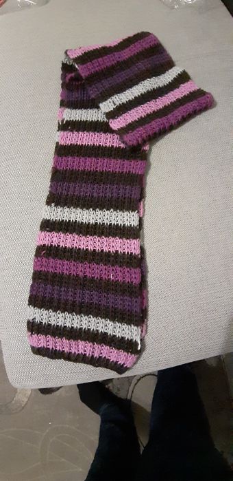 Продаются шарфы разных цветов и вязки