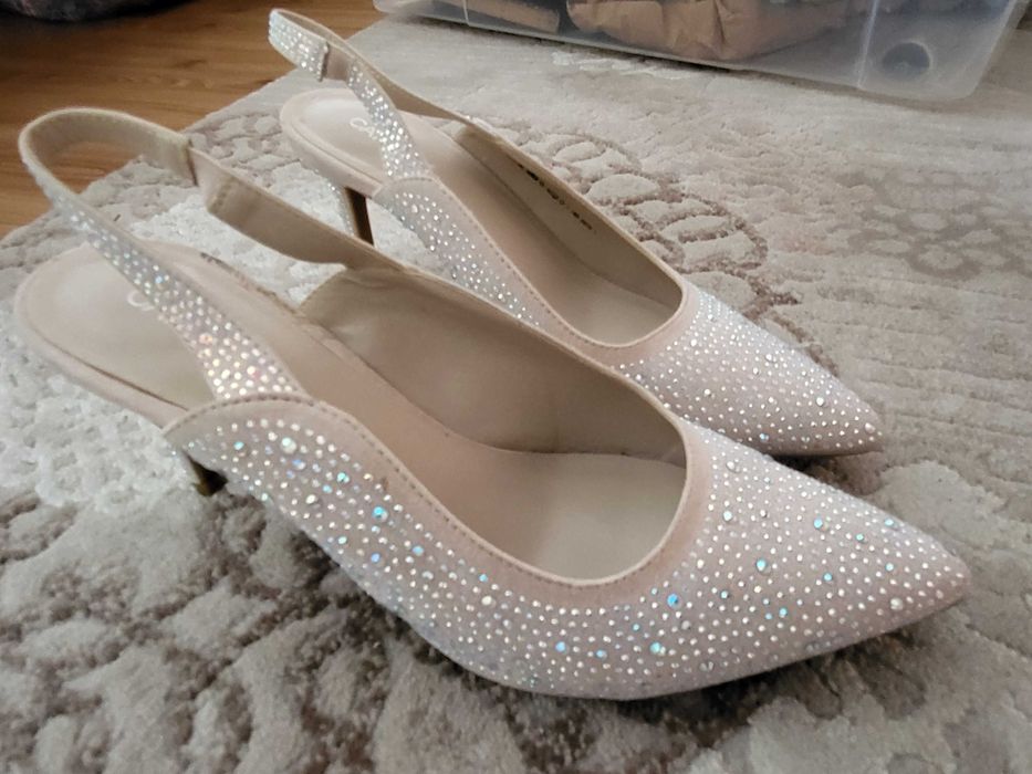 Buty Catwalk wieczorowe ślubne 40