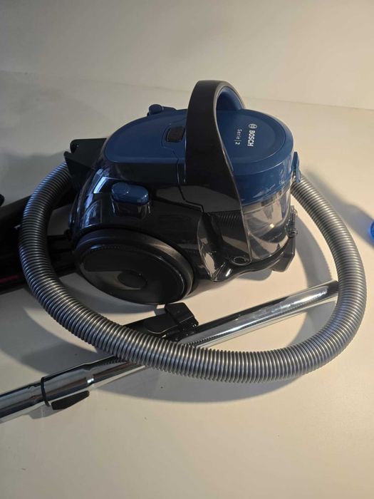 Ultra-kompaktowy Odkurzacz bezworkowy Bosch do 9 metrów Filtr HEPA