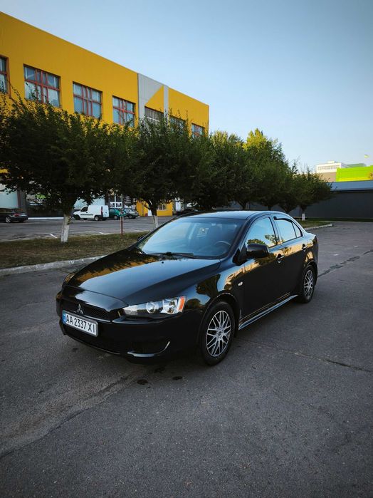Mitsubishi Lancer 10