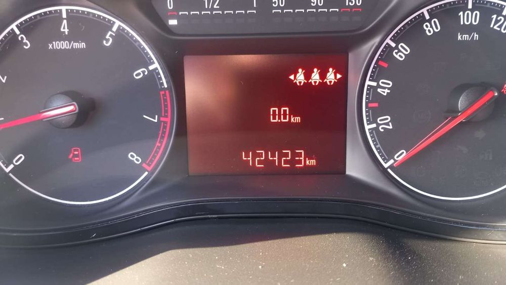 Sprzedam Opel Corsa 1.4 90KM 2018r