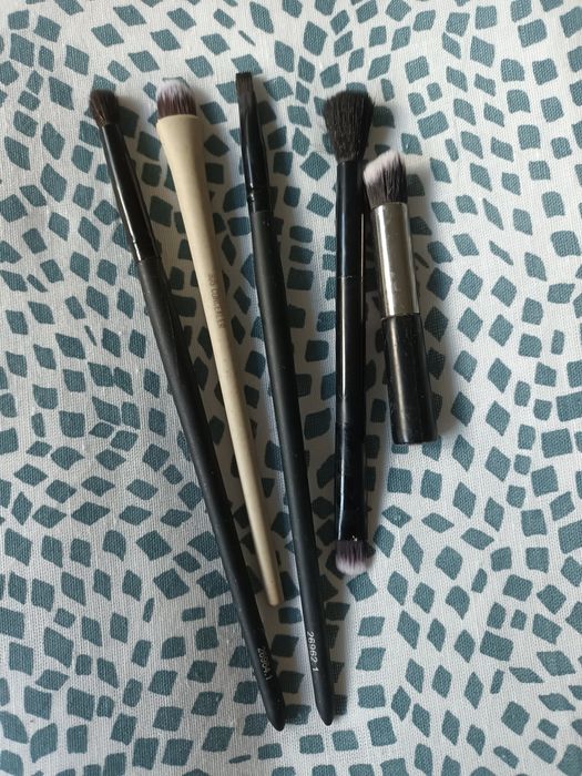 Various Makeup Brushes64285725641347122