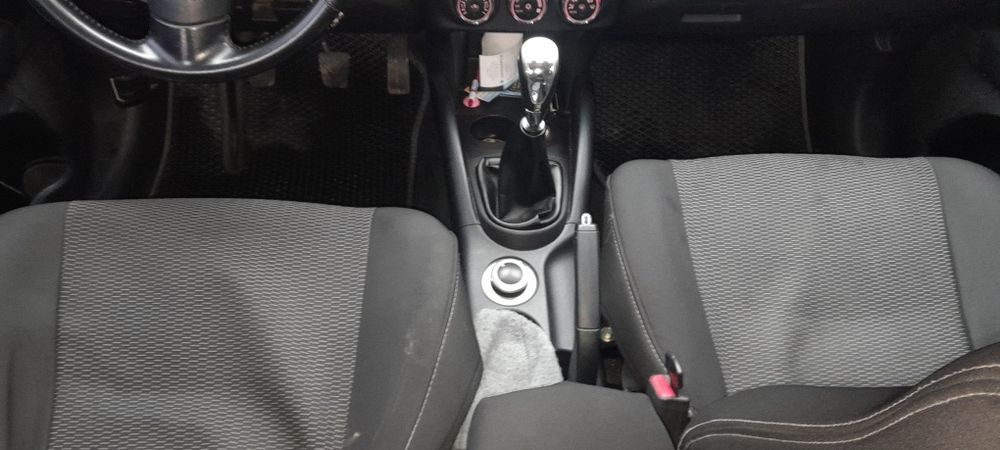 Mitsubishi оутлендр хІ