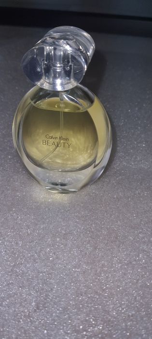Calvin Clein BEAUTY жіноча парфумована вода ,оригінал привезена з США