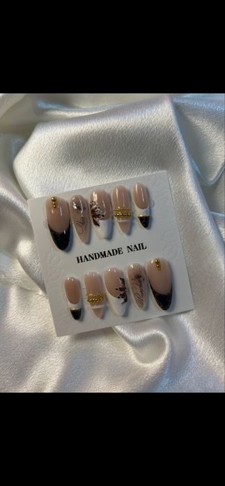 Press on nails paznokcie