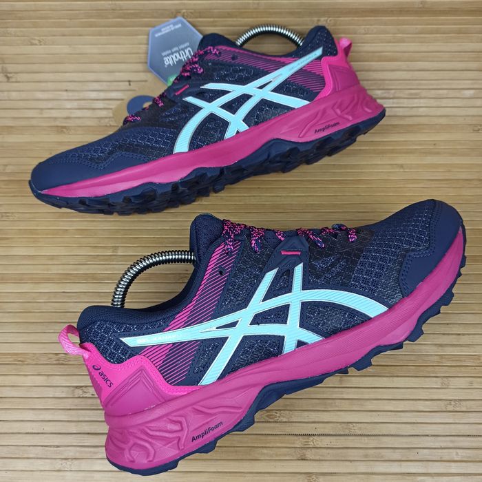 Кросівки трейлові Asics Gel-Kanaku 4  Розміри  36 - 37