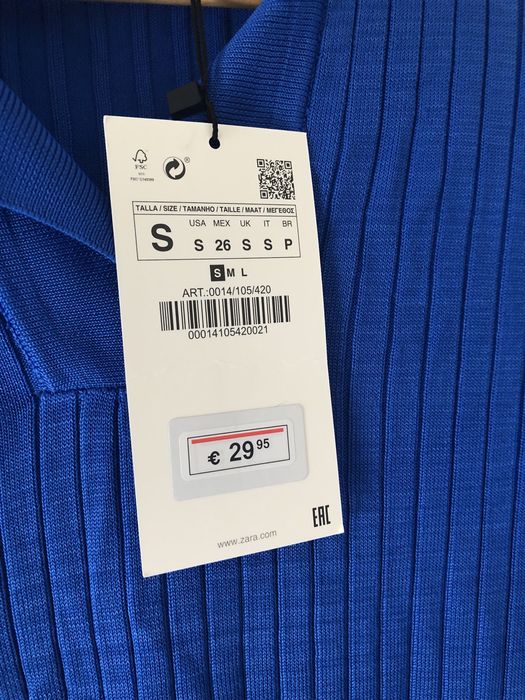 Vestido plissado azul Zara