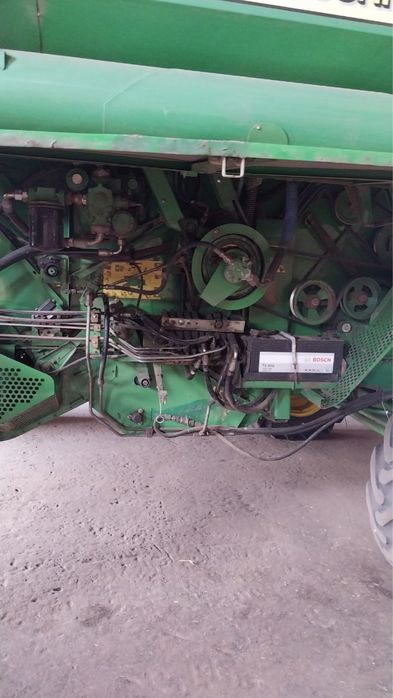 Комбайн John Deere 1550 WTS