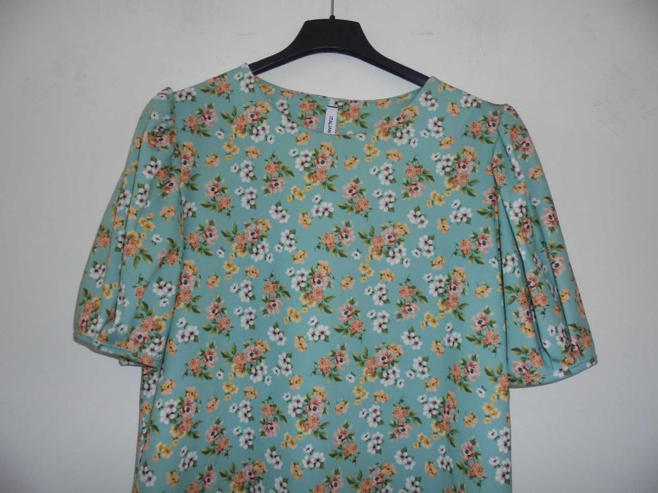 vestido de mulher as flores