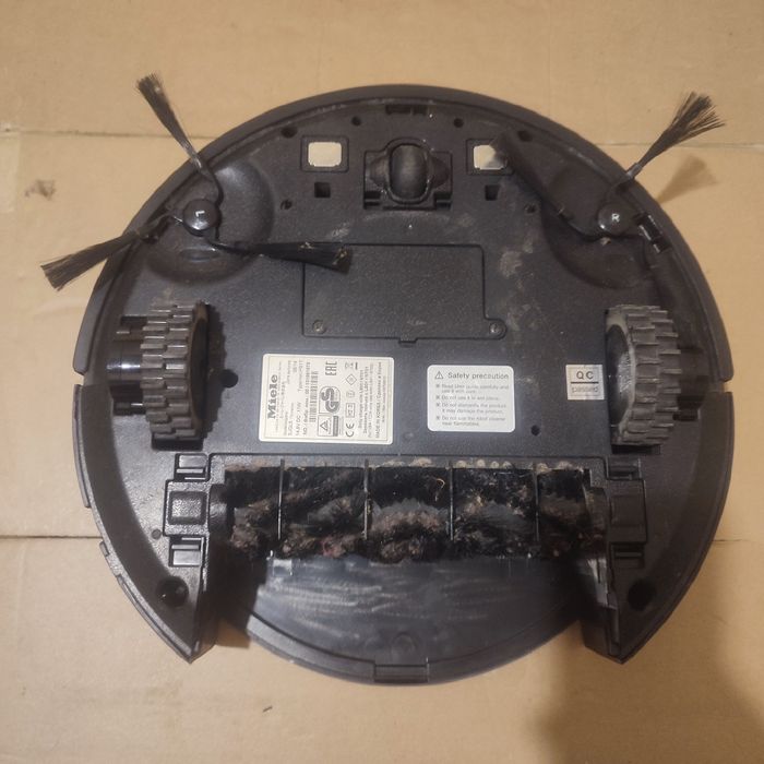 Робот пилосос Miele Scout RX1