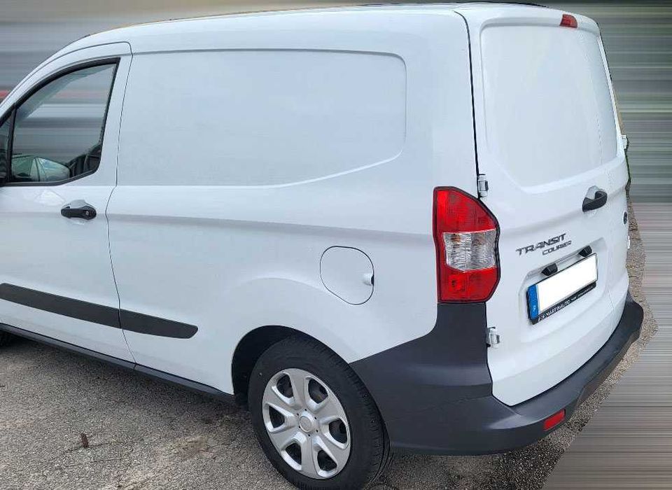 Ford Courier Trend Van 1.5D 75cv 2021 - 82.000Km
