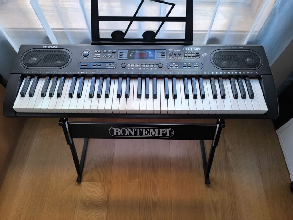 Piano 36 teclas bontempi