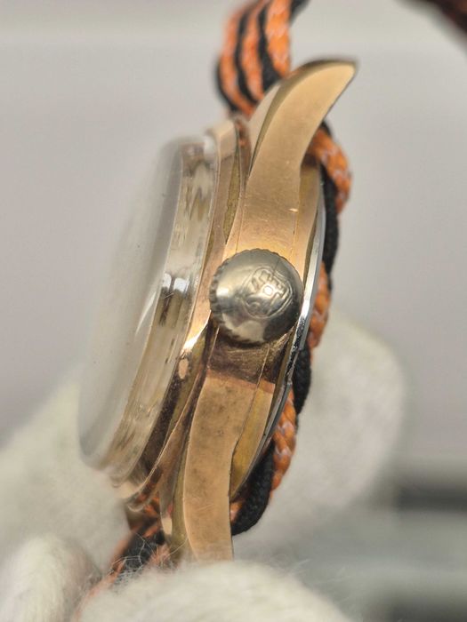 Damski zegarek vintage *Delbana*