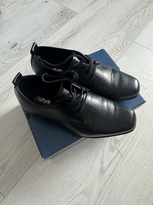 Chłopięce buty eleganckie