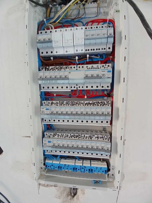 Продаж будинку с. Нове заг.пл. 188м.кв. 5 кімнат 6 соток