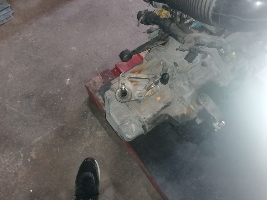 Caixa Velocidades peugeot ou Citroën 20cn28