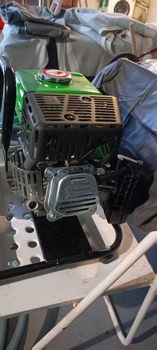 Motobomba, 79.6CC, 1" SAURIUM