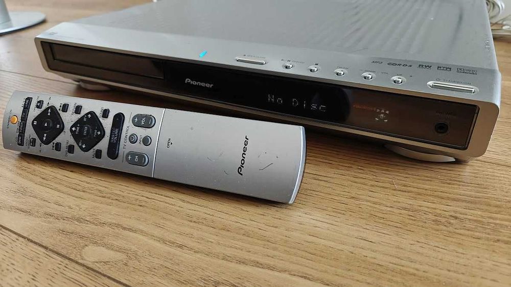 kino domowe Pioneer XV-DV424 5x100W  DVD/CD/DD5.1/DTS/RDS/Pilot