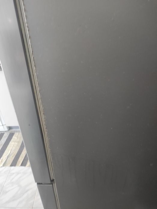 Frigorífico Combinado Indesit para venda/ler descrição