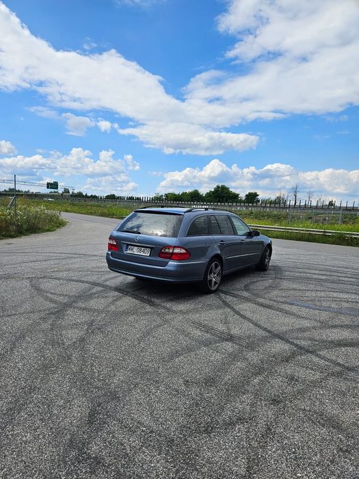 Sprzedam Mercedes W211 3.2 r6 Salon Polska Radzymin • OLX.pl