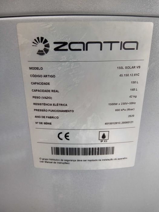 Conjunto de termo acumulador ZANTIA com radiadores para aquecimento