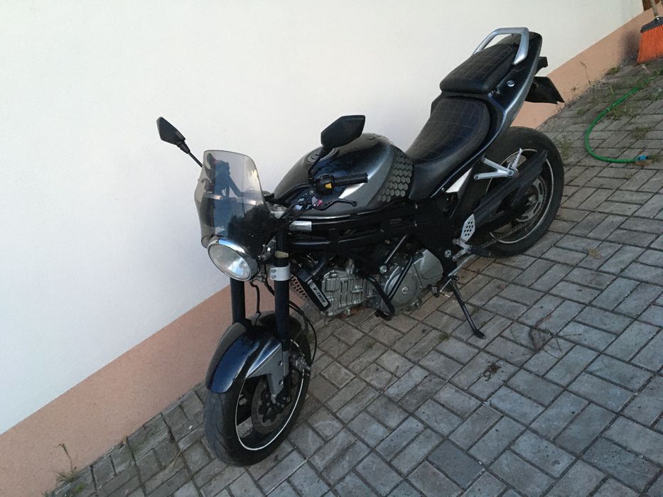 Hyosung 650 GT 2008