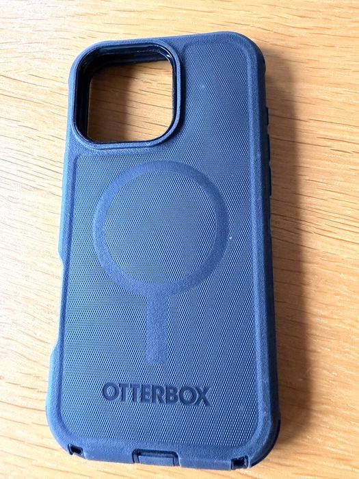 Capa Otterbox p/ iPhone 16 pro max