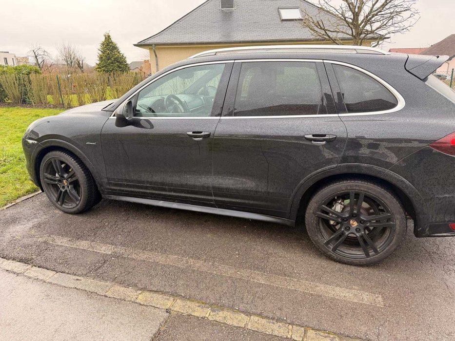 Porsche cayenne diesel V8 2014