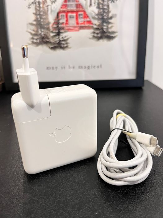 Oryginalny zasilacz ładowarka Apple MacBook 61w
