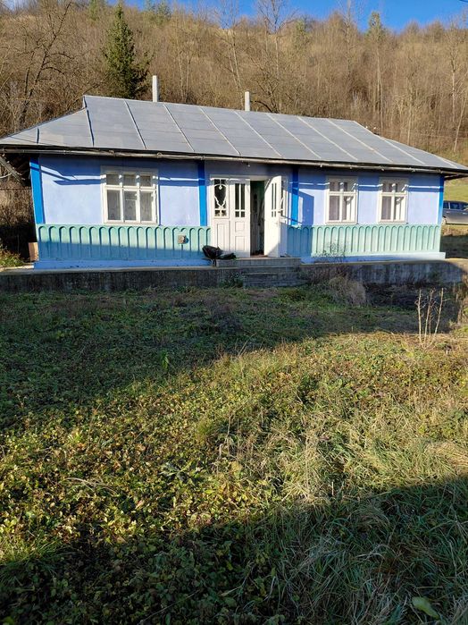 Продається будинок в Івано-Франківській області