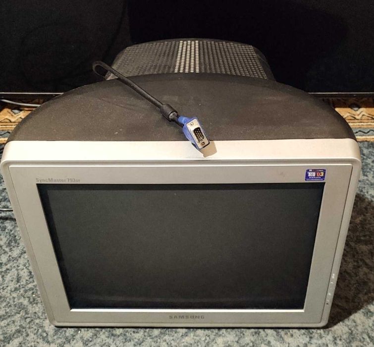 Компьютер AMD Athlon xp 2500+ Монитор Samsung