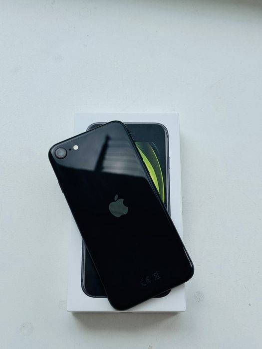   iPhone SE 2020 на 128 gb / NeverlocK / ідеальний стан / Повний Комплект