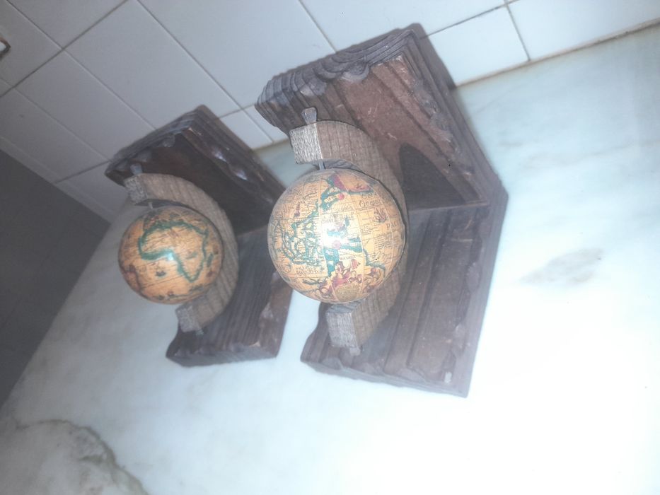 Conjunto de 2 Globos Suportes de Livros Decorativos