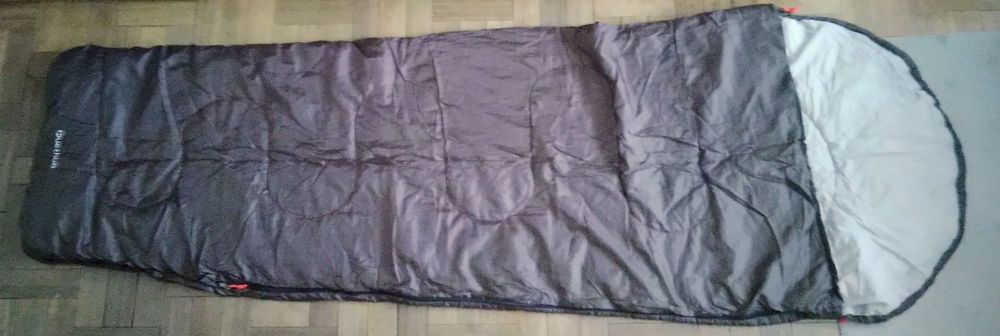 Saco cama Quechua S10 novo
