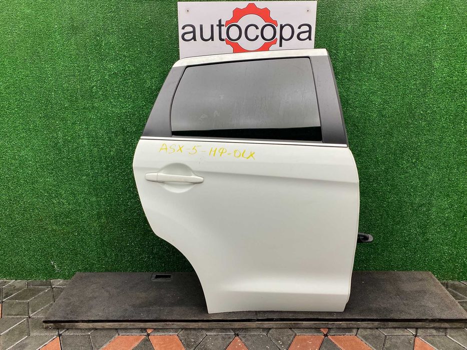Дверка задня права колір W19  Mitsubishi ASX, АСХ