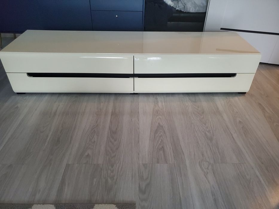 Komoda rtv biała połysk