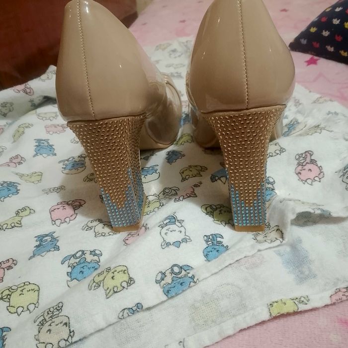 Продам туфлі жіночі