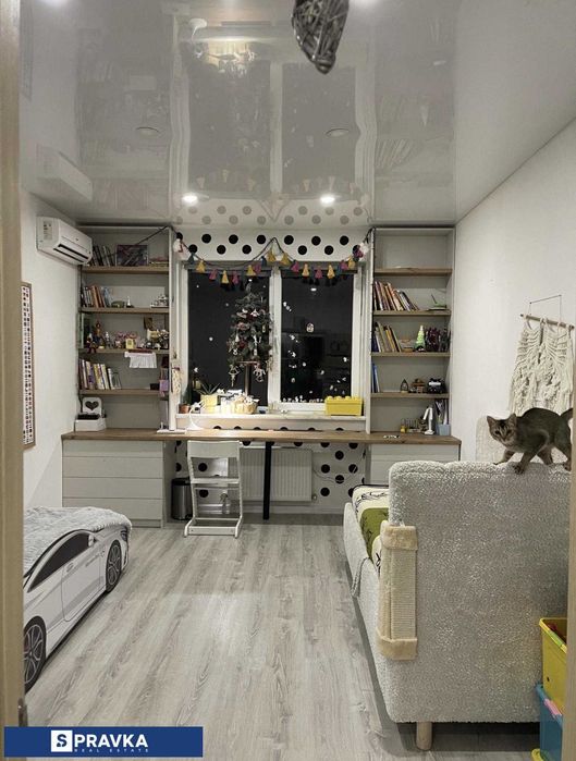 Продам квартиру ЖМ радужный 2 ком 90 м2