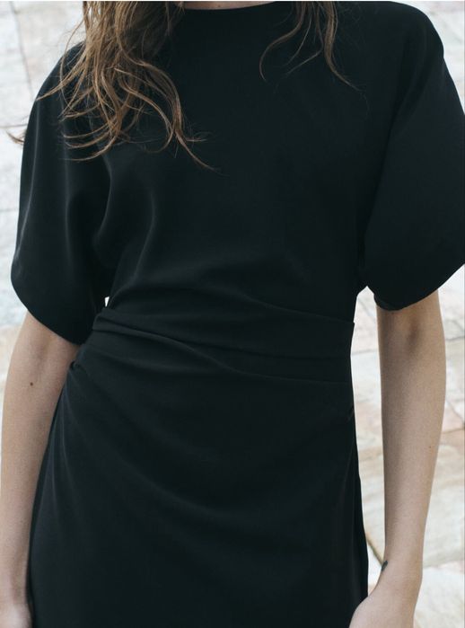 Сукня міді Zara чорна