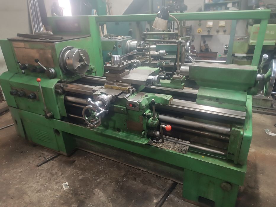 Токарний станок 16к20